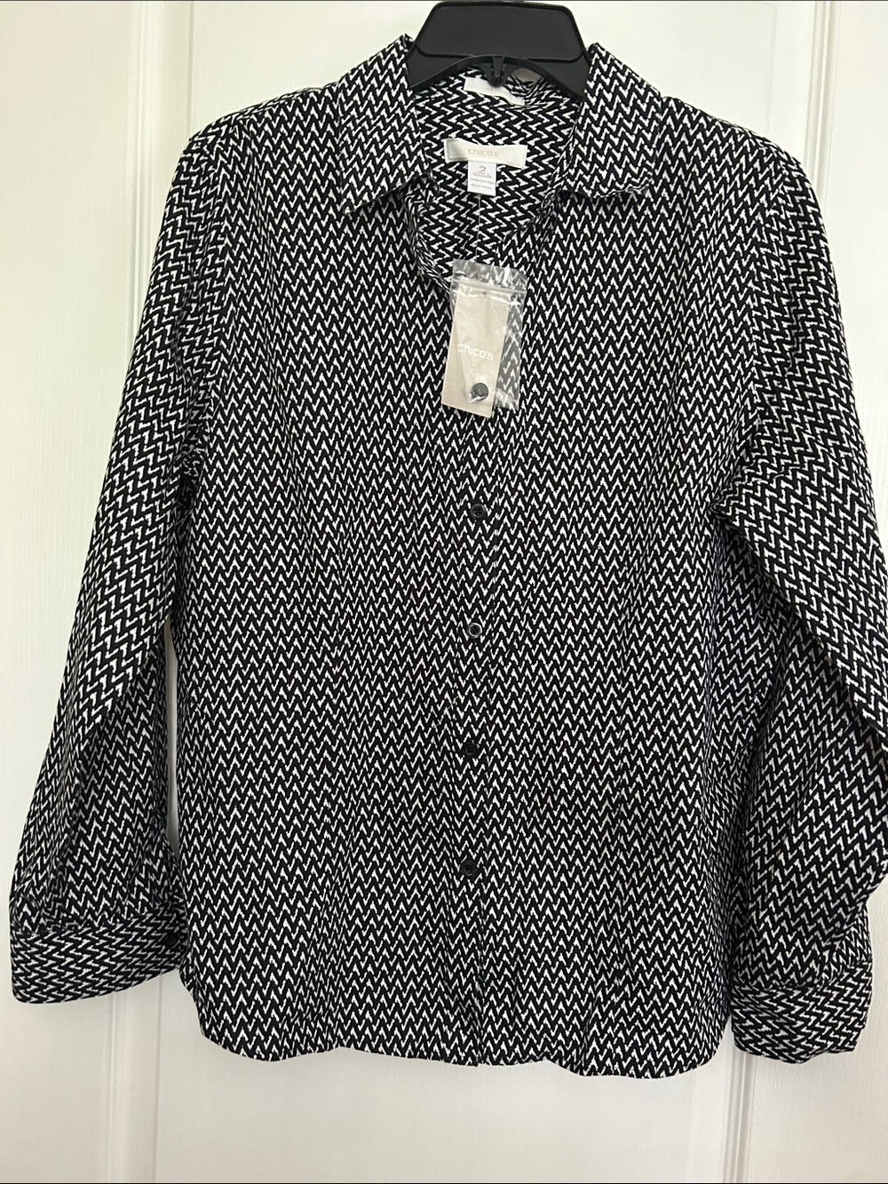 Chico's Black & White Herringbone Button-Up Top, New.  PTP 22